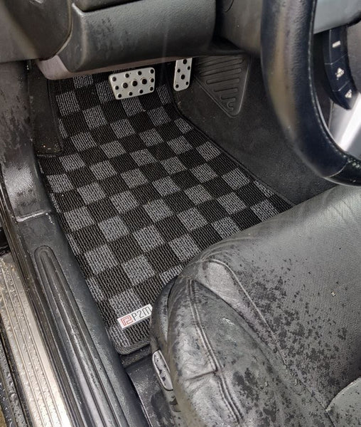 Phase 2 Motortrend (P2M) Checkered Carpet Race Floor Mats - Pontiac GTO (2004-2006)